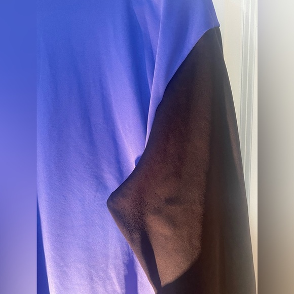 Under Armour Blue and Black Sweatshirt - Picture 11 of 14